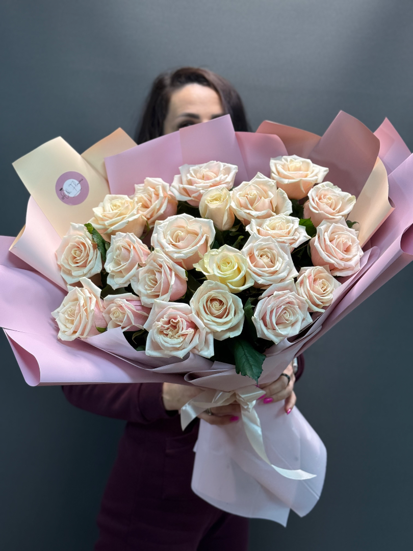 Русская кремовая 21 роза от интернет-магазина цветов в 