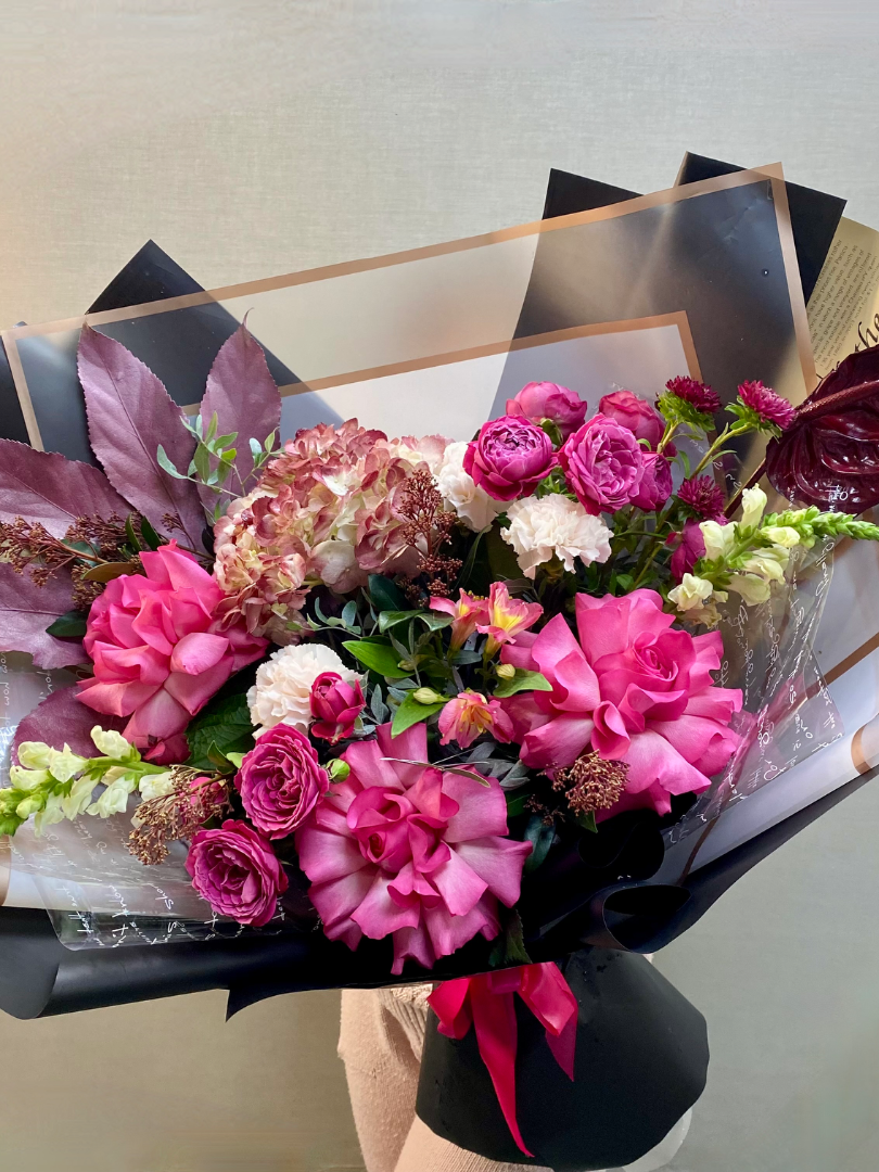 Букет гигант «Тёмный Шёпот» от интернет-магазина цветов в 