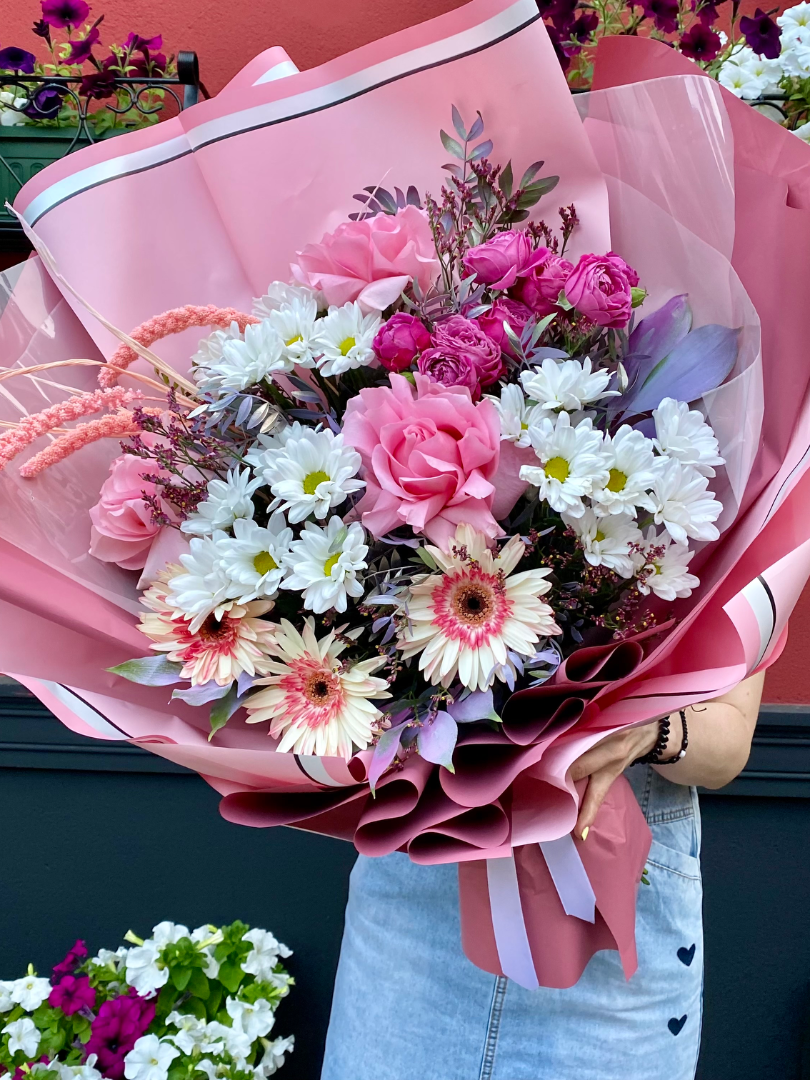 Букет «Вихрь Цветов» от интернет-магазина цветов в 