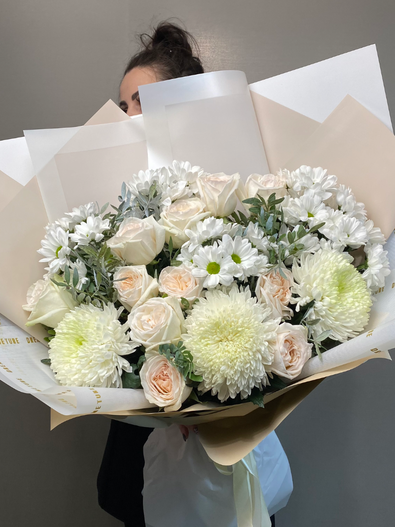 Букет &laquo;Белый Луг&raquo; от интернет-магазина цветов в 