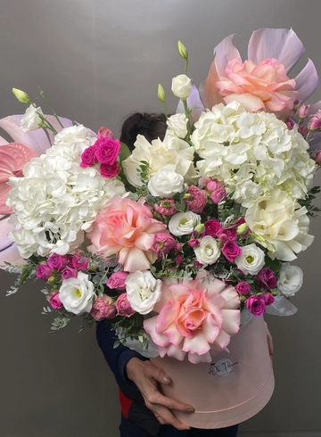 Коробка «Сладкий крем» от интернет-магазина цветов в 